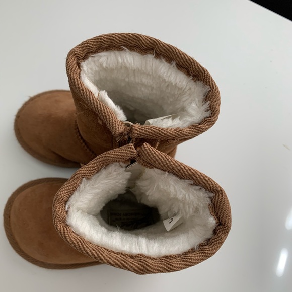 Toddler Zodiac Shearling boots - Picture 8 of 8